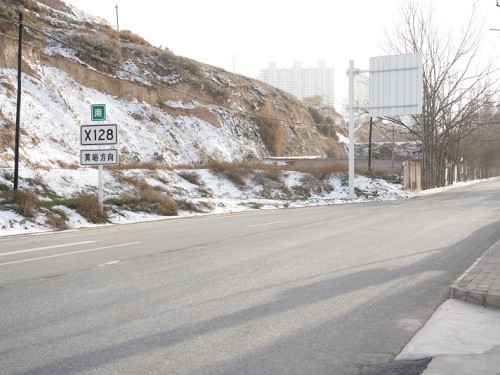 筑牢道路通行保障網 暢通區(qū)域交通“微循環(huán)”